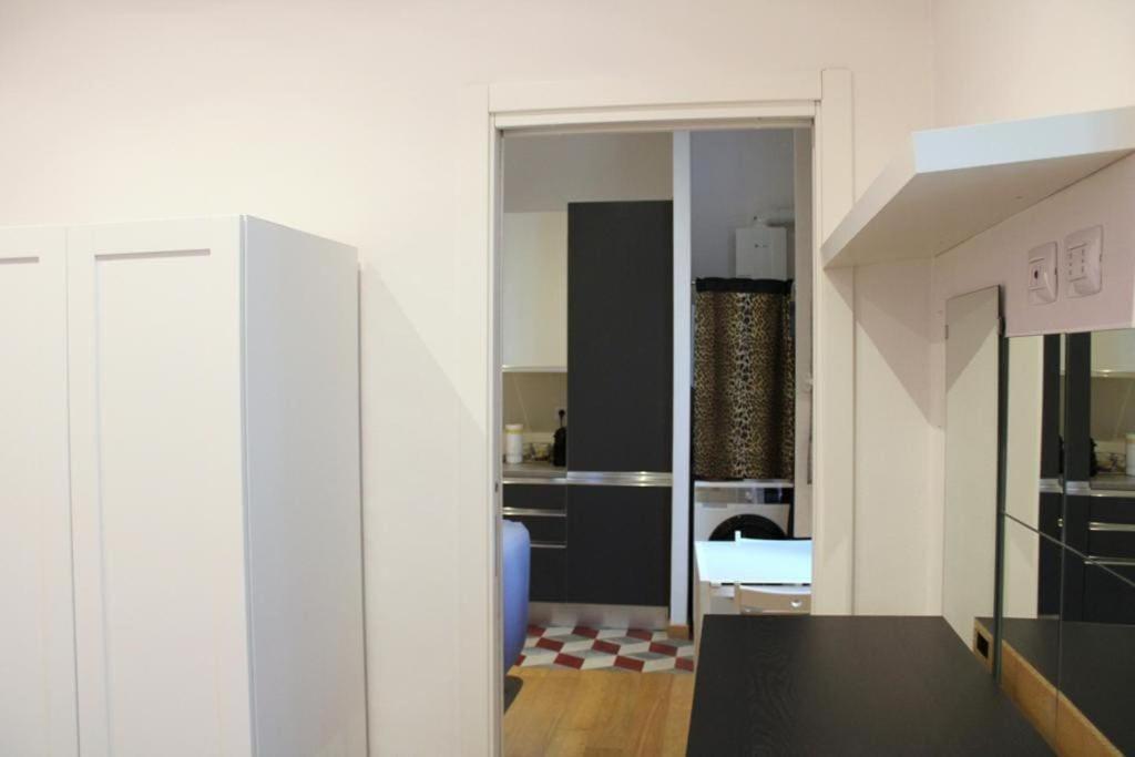 Ampola Home “Flamingo” Milan Bagian luar foto