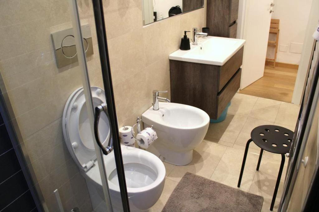 Ampola Home “Flamingo” Milan Bagian luar foto