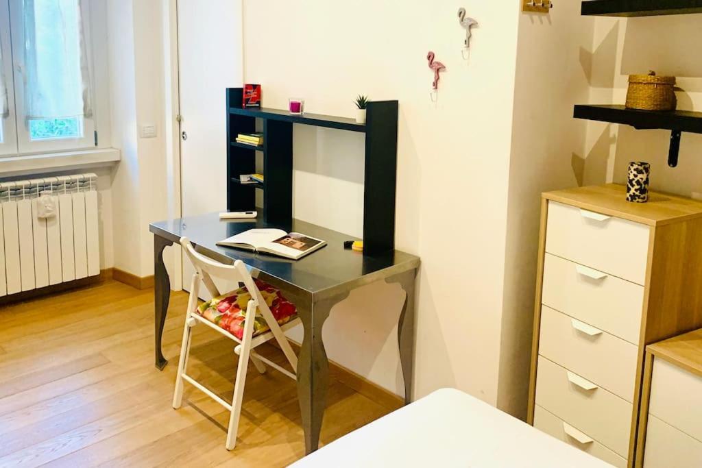 Ampola Home “Flamingo” Milan Bagian luar foto